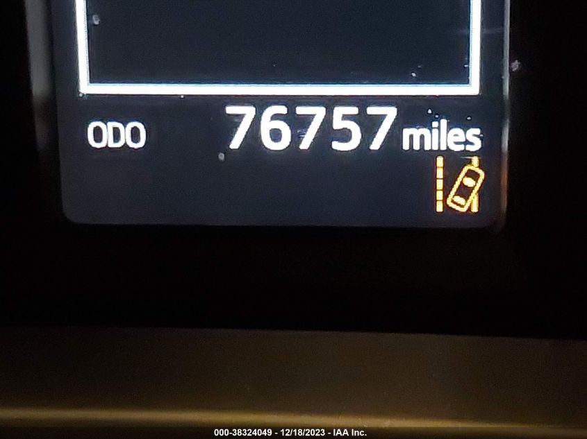 2017 TOYOTA RAV4 LE - JTMBFREV4HJ128280