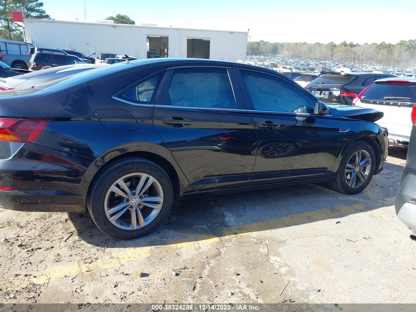 VIN 3VWCB7BU0KM186815 2019 VOLKSWAGEN JETTA 1.4T R-LINE/1.4T S/1.4T SE