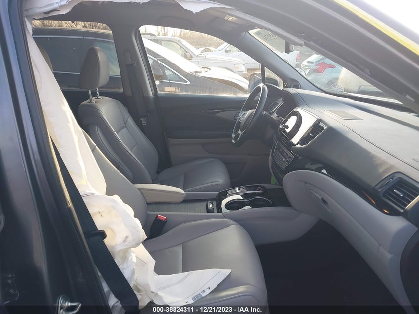 VIN 5FNYF6H97KB082059 2019 HONDA PILOT TOURING