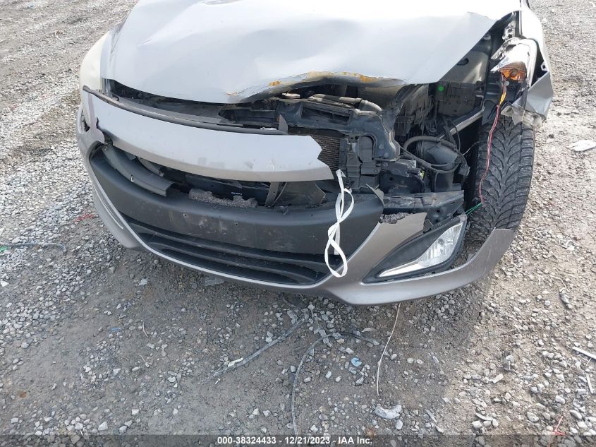 2013 HYUNDAI ELANTRA GT - KMHD35LE1DU130389