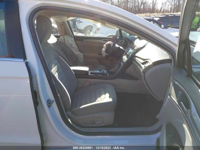 2017 FORD FUSION SE - 3FA6P0HD0HR249543