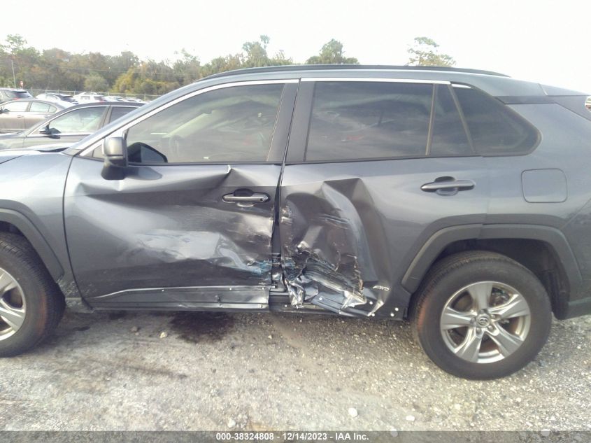 2022 TOYOTA RAV4 LE HYBRID - JTMLWRFV5ND158787