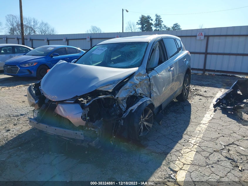 VIN 2T3RFREV0JW803497 2018 TOYOTA RAV4 ADVENTURE/XLE