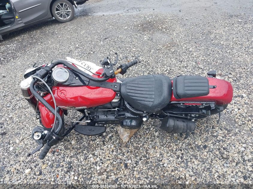 2018 HARLEY-DAVIDSON FLSL SOFTAIL SLIM - 1HD1YDJ18JC081811