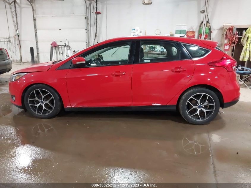 2017 FORD FOCUS SEL - 1FADP3M27HL228975