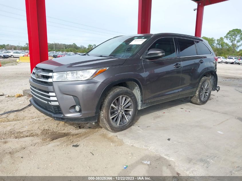 2019 TOYOTA HIGHLANDER XLE - 5TDKZRFH6KS556782