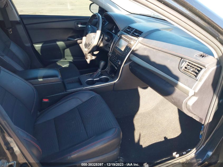 2015 TOYOTA CAMRY SE - 4T1BF1FK8FU106294
