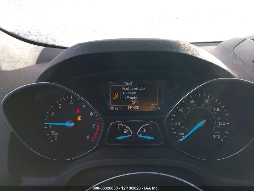 VIN 1FMCU0GD6HUB58871 2017 FORD ESCAPE SE