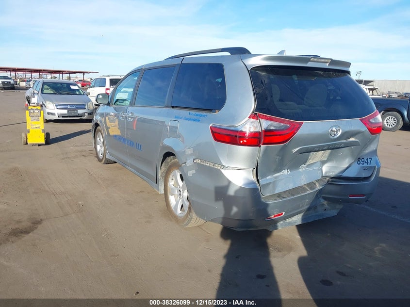 VIN 5TDKZ3DC6LS048947 2020 TOYOTA SIENNA LE