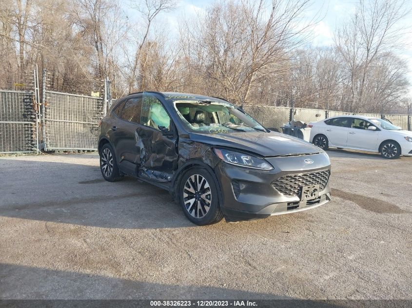 2020 FORD ESCAPE SE SPORT - 1FMCU0BZXLUC23099