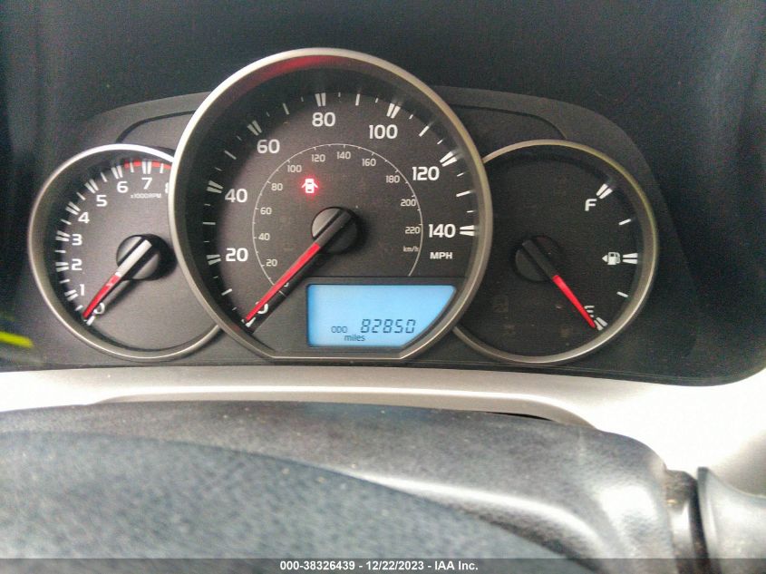 2016 TOYOTA RAV4 LE - JTMZFREV4GJ069356