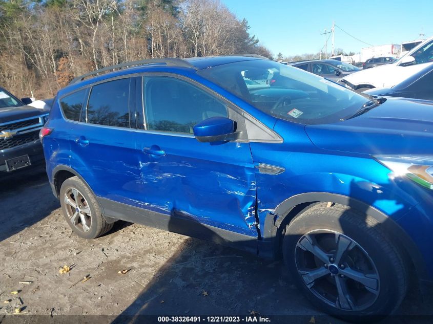 2017 FORD ESCAPE SE - 1FMCU9G97HUB84525