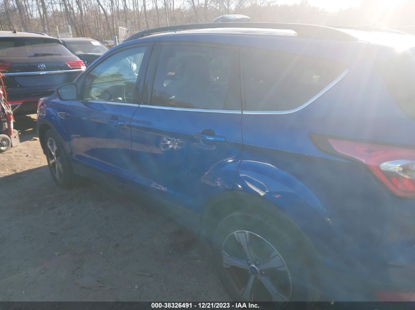 2017 FORD ESCAPE SE - 1FMCU9G97HUB84525