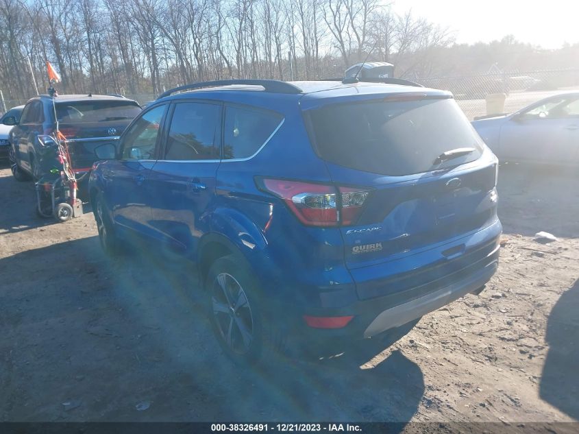 2017 FORD ESCAPE SE - 1FMCU9G97HUB84525