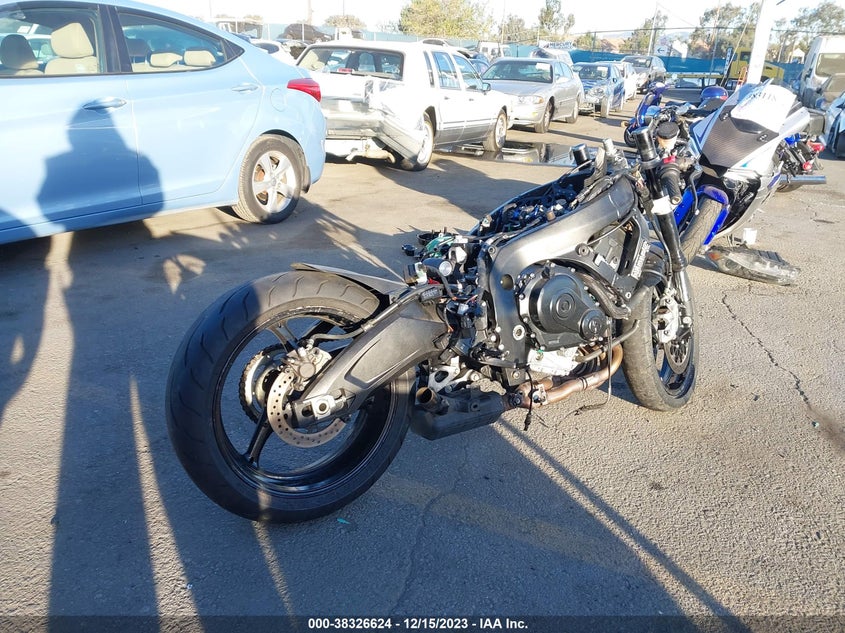 VIN JS1GN7FA2H2100765 2017 SUZUKI GSX-R600