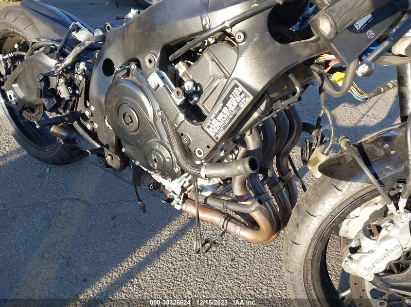 VIN JS1GN7FA2H2100765 2017 SUZUKI GSX-R600