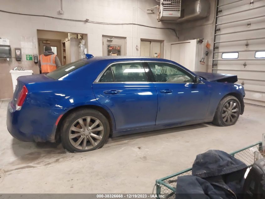 2019 CHRYSLER 300 TOURING - 2C3CCARG9KH649227