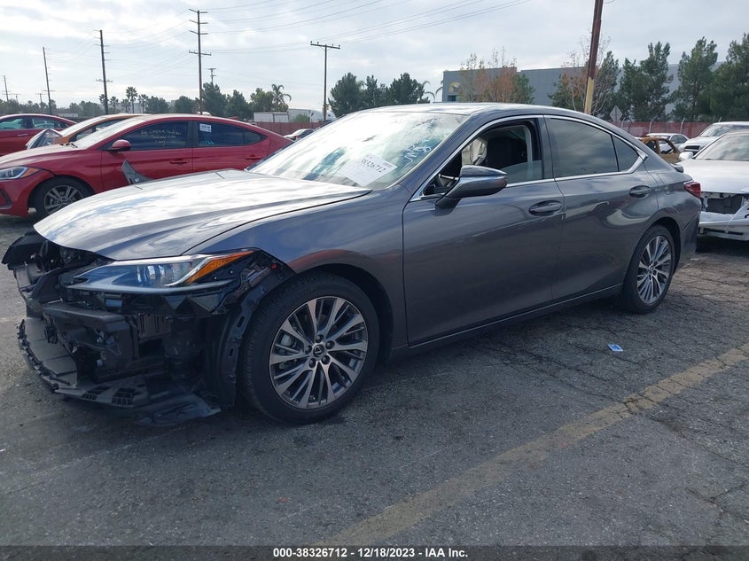 VIN 58ADA1C12MU004806 2021 LEXUS ES 300H