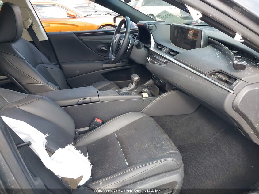 VIN 58ADA1C12MU004806 2021 LEXUS ES 300H