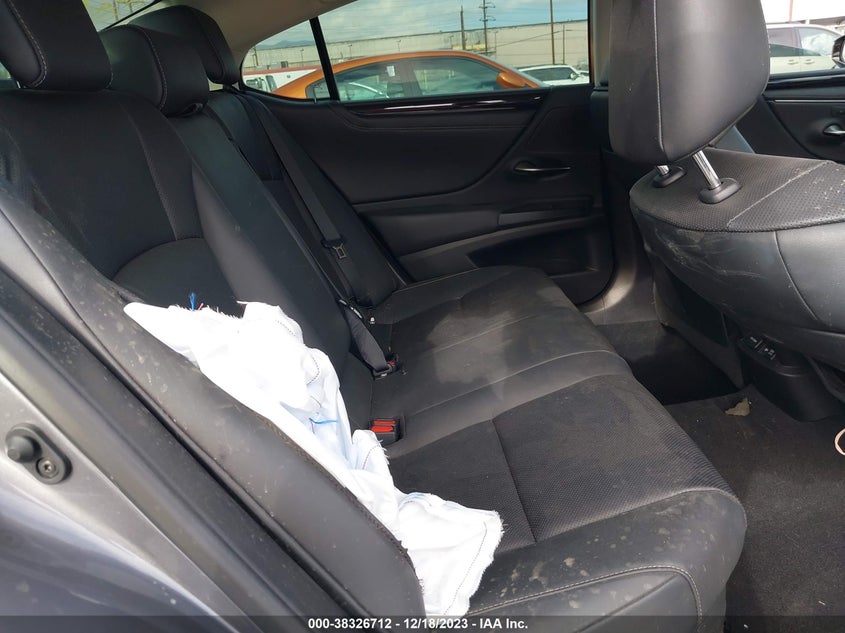 VIN 58ADA1C12MU004806 2021 LEXUS ES 300H