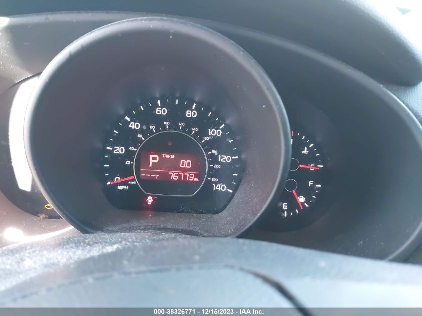 2017 KIA SOUL + - KNDJP3A5XH7487934