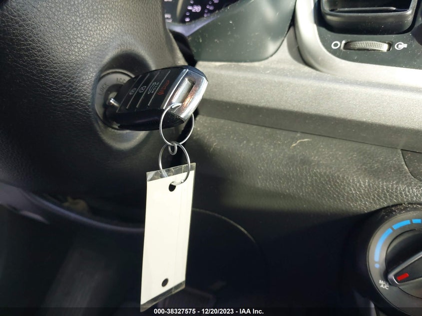 VIN 3KPA24AB2JE059064 2018 KIA RIO S