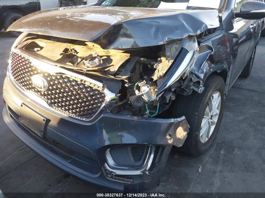 2016 KIA SORENTO 2.4L LX - 5XYPG4A38GG119817