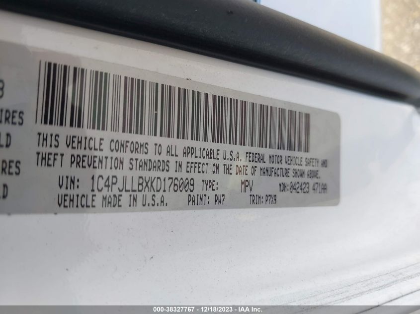 2019 JEEP CHEROKEE LATITUDE PLUS - 1C4PJLLBXKD176009