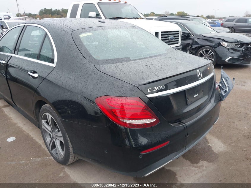 VIN WDDZF4JB1HA101783 2017 MERCEDES-BENZ E 300 300