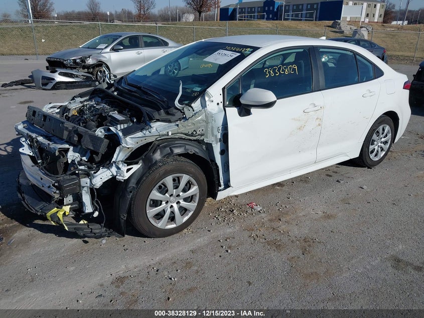 VIN 5YFEPMAEXNP339445 2022 TOYOTA COROLLA LE