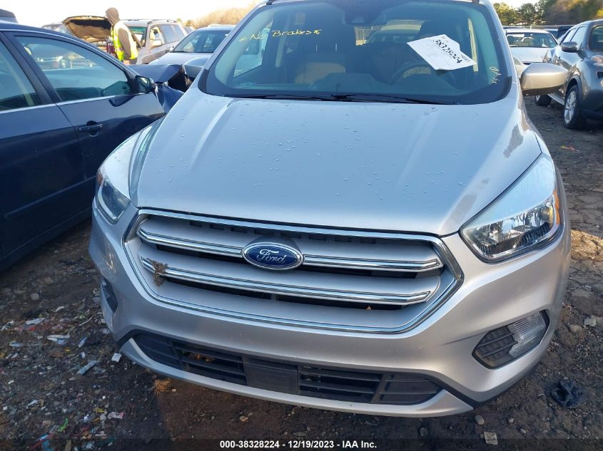 2018 FORD ESCAPE SE - 1FMCU0GD9JUD13886