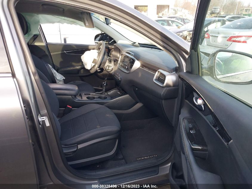2016 KIA SORENTO 3.3L LX - 5XYPGDA58GG140961