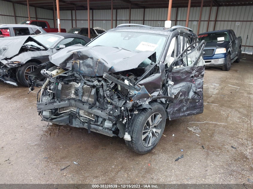 VIN JTMWFREV3JJ169054 2018 TOYOTA RAV4 ADVENTURE/XLE