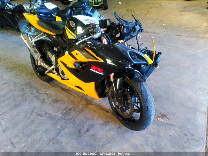 2005 SUZUKI GSX-R1000 - JS1GT76A252107829