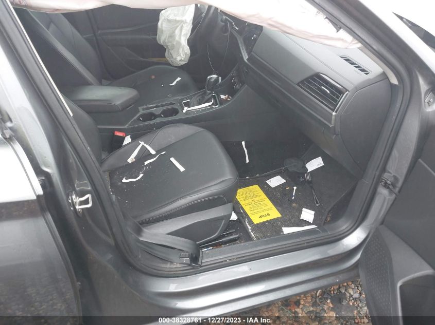 2019 VOLKSWAGEN JETTA SEL - 3VWE57BU2KM243130
