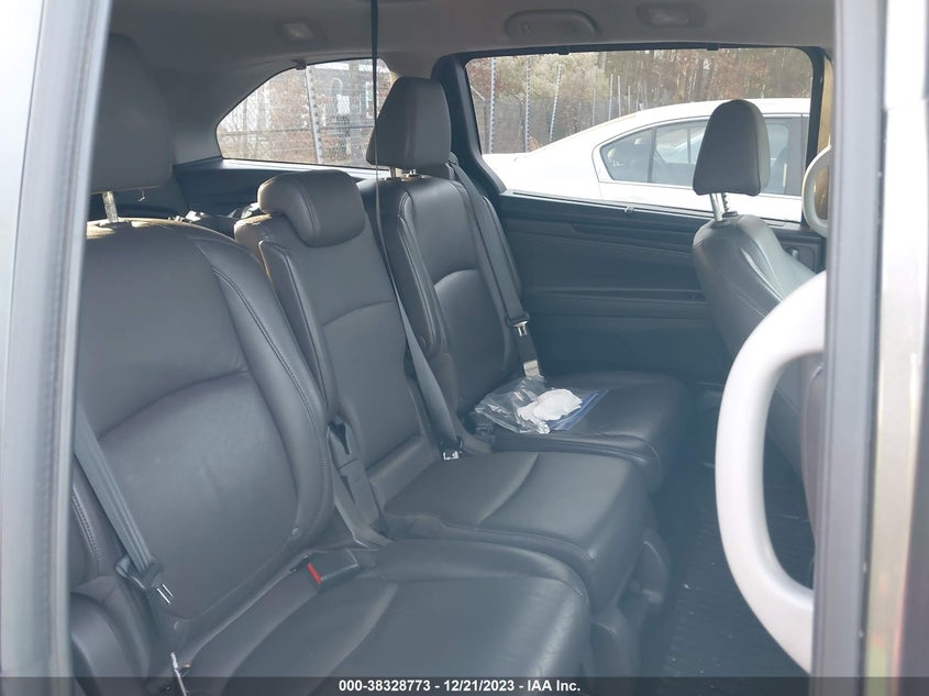 VIN 5FNRL6H76KB020096 2019 HONDA ODYSSEY EXL