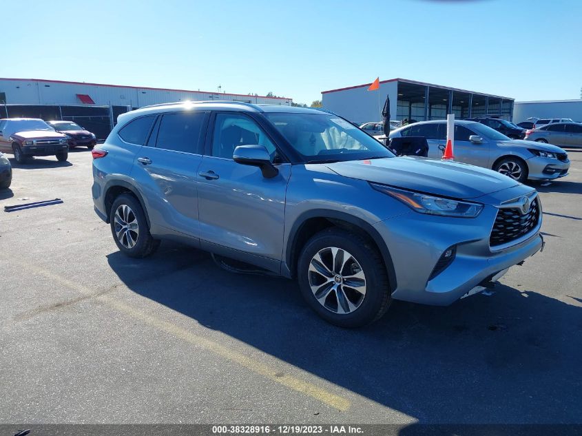 2020 TOYOTA HIGHLANDER XLE - 5TDGZRAH8LS020527