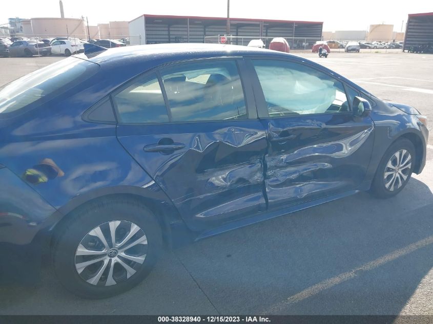 2022 TOYOTA COROLLA HYBRID LE - JTDEAMDE2NJ061139