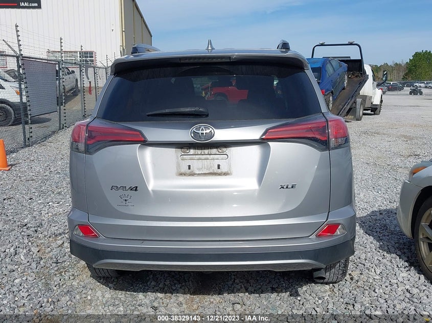 VIN 2T3WFREV1HW353419 2017 TOYOTA RAV4 XLE