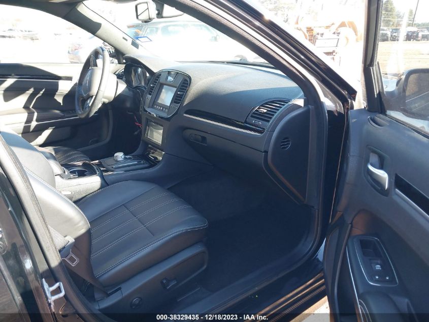 2018 CHRYSLER 300 S - 2C3CCABG8JH141193