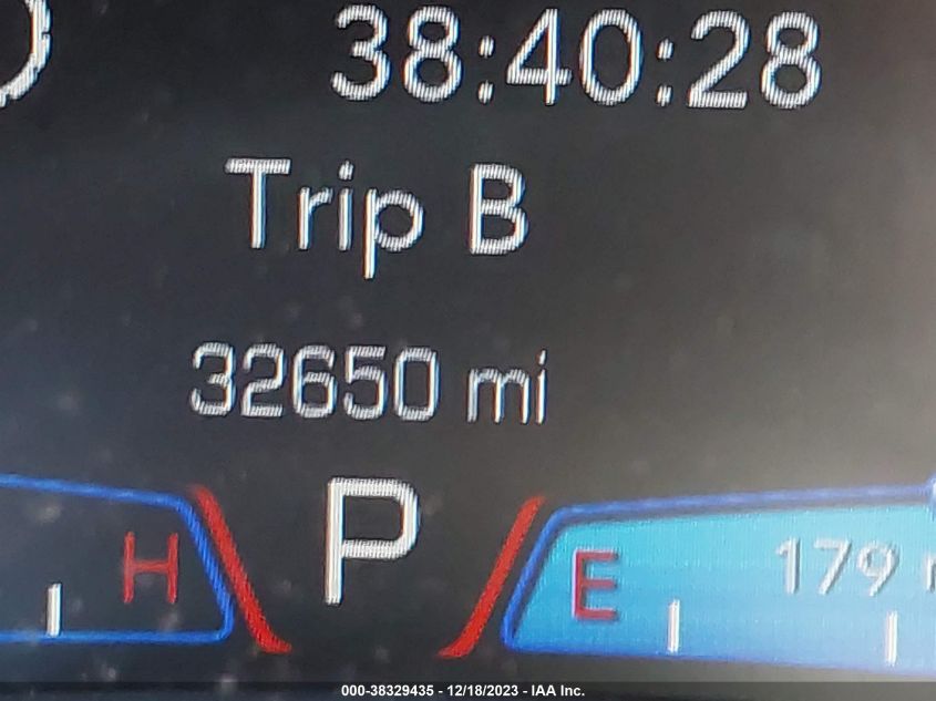 2018 CHRYSLER 300 S - 2C3CCABG8JH141193