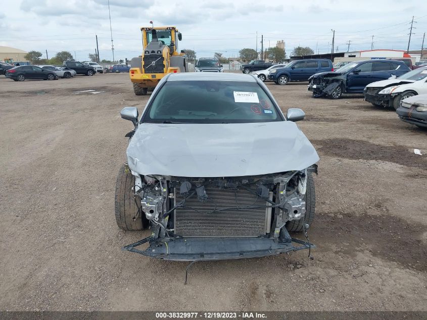 2018 TOYOTA CAMRY L/LE/XLE/SE/XSE - 4T1B11HK8JU016387