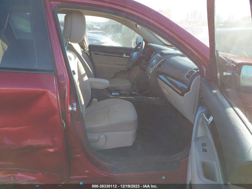 2014 KIA SORENTO LX - 5XYKT3A63EG526662