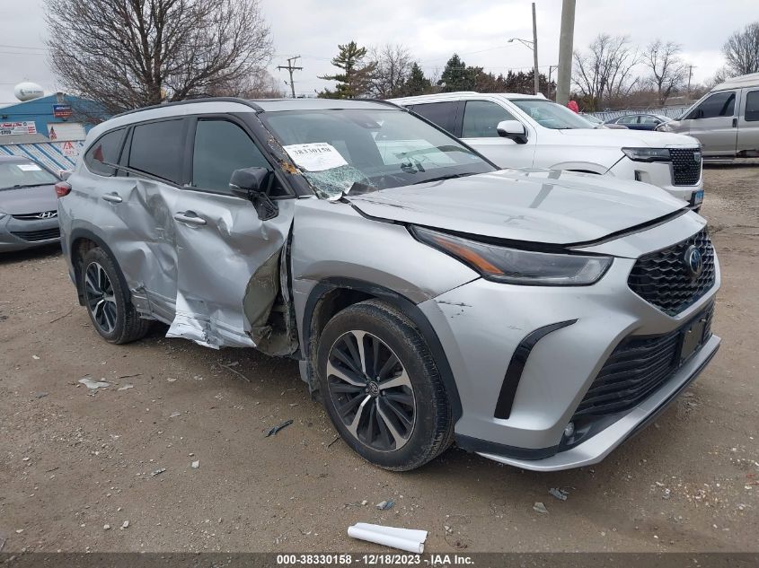 2022 TOYOTA HIGHLANDER XSE - 5TDJZRBH4NS173204