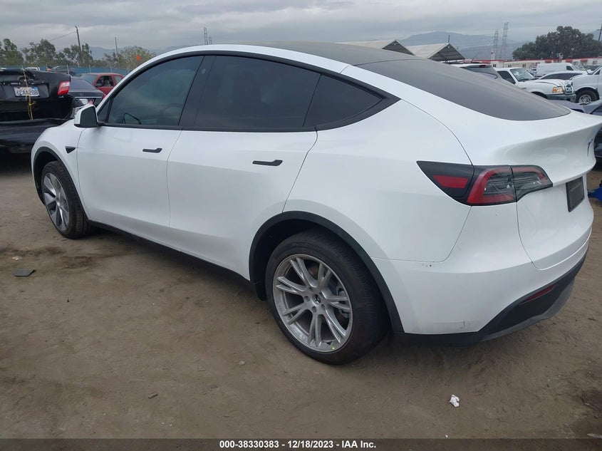 VIN 7SAYGDEE9PA129473 2023 TESLA MODEL Y