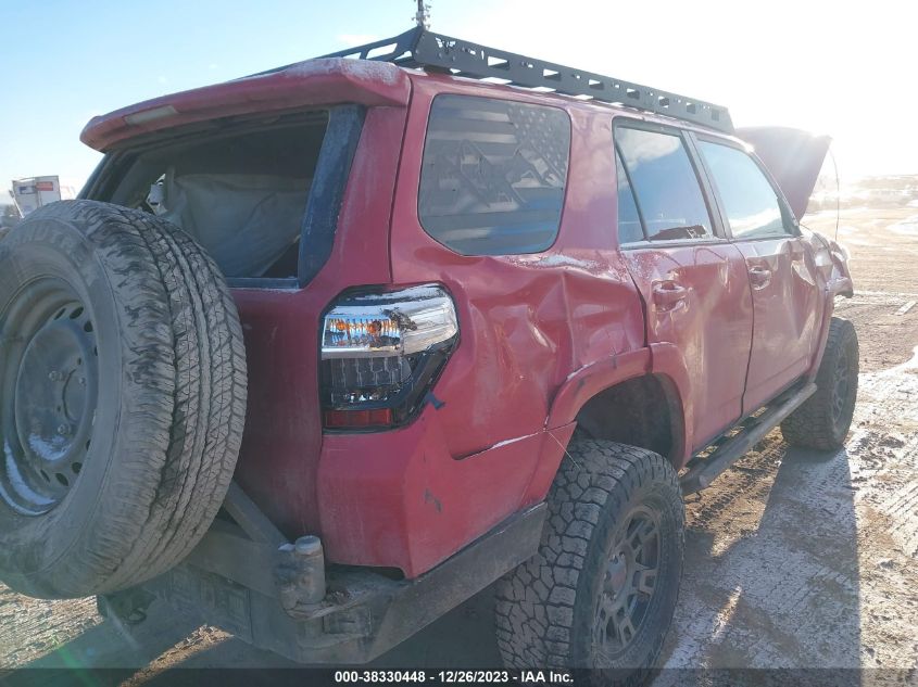 2020 TOYOTA 4RUNNER SR5 PREMIUM - JTEBU5JR2L5805413