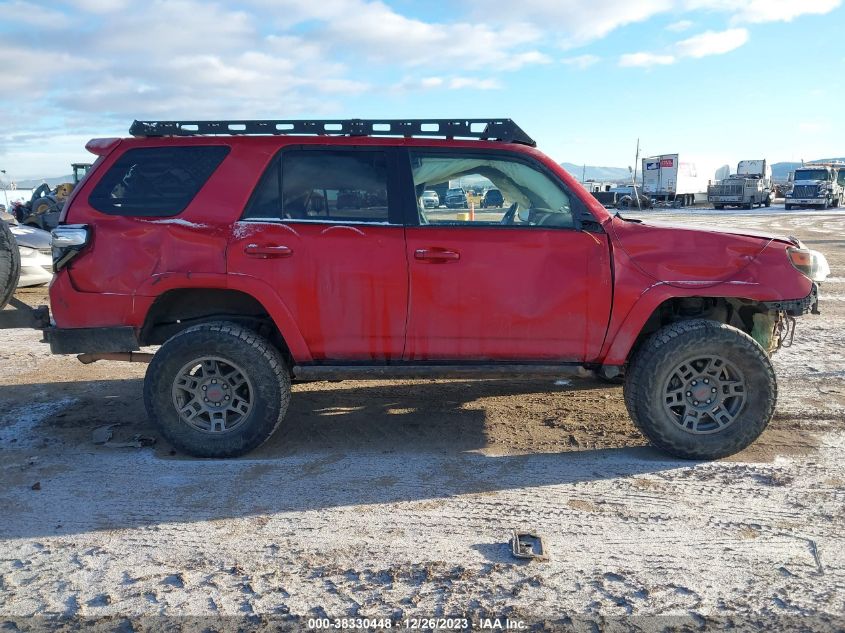 2020 TOYOTA 4RUNNER SR5 PREMIUM - JTEBU5JR2L5805413