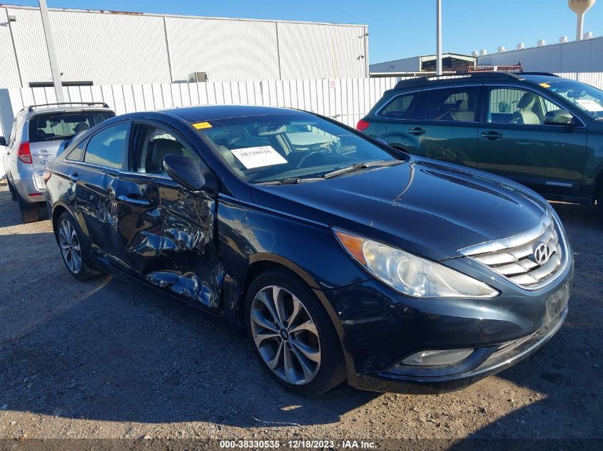 2013 HYUNDAI SONATA SE/LIMITED - 5NPEC4AB8DH738044