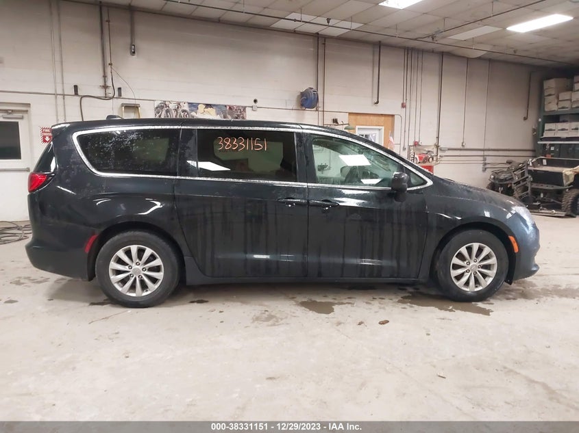 VIN 2C4RC1DG9HR512787 2017 CHRYSLER PACIFICA TOURING