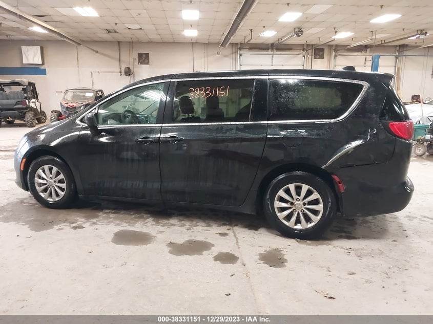 VIN 2C4RC1DG9HR512787 2017 CHRYSLER PACIFICA TOURING